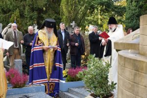 Торжественная панихида Галлиполийцев в Русском кладбище в Sainte-Geneviève-des-Bois в субботу 23 ноября 2019 г.