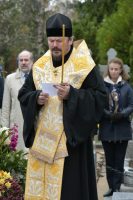 Panikhida solennelle en mémoire des soldats et officiers des Armées Blanches, organisée par l'Union des Descendants des Gallipoliens, concélébrée par Mgr Michel de Genève et Mgr Nestor de Chersonèse, le samedi 24 novembre 2018 à 15 heures au Cimetière Russe de Sainte-Geneviève-des-Bois.