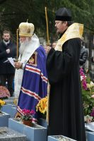 Panikhida solennelle en mémoire des soldats et officiers des Armées Blanches, organisée par l'Union des Descendants des Gallipoliens, concélébrée par Mgr Michel de Genève et Mgr Nestor de Chersonèse, le samedi 24 novembre 2018 à 15 heures au Cimetière Russe de Sainte-Geneviève-des-Bois.
