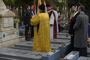 Panikhida solennelle en mémoire des soldats et officiers des Anrées Blanches en exil à Gallipoli, le samedi 25 novembre 2017 au Cimetière Russe de Sainte-Geneviève-des-Bois.