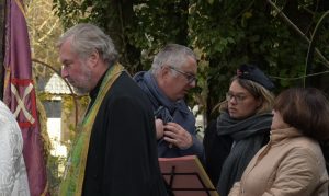 Panikhida solennelle en mémoire des soldats et officiers des Anrées Blanches en exil à Gallipoli, le samedi 25 novembre 2017 au Cimetière Russe de Sainte-Geneviève-des-Bois.