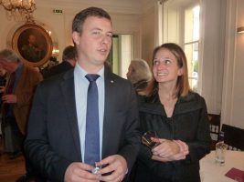 131_20141203_1520707701