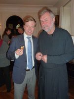 142_20141203_1924628150