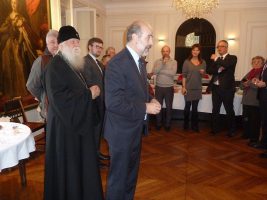 148_20141203_2078424368