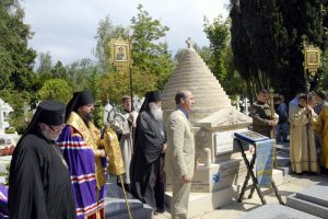 Курская коренная икона Божией Матери у Галлиполийского памятника